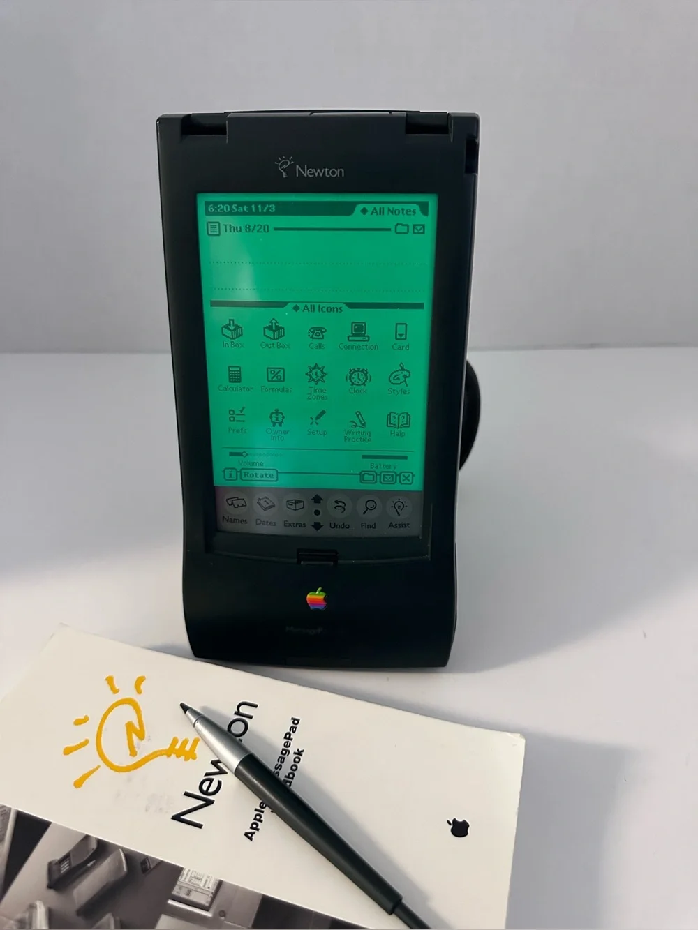 Vintage Apple Newton MessagePad 130 PDA (Model H0196) - Tested & Working